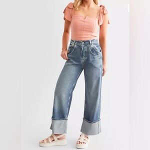 $128 We The Free Final Countdown Wide Leg Cuffed Jeans size 26